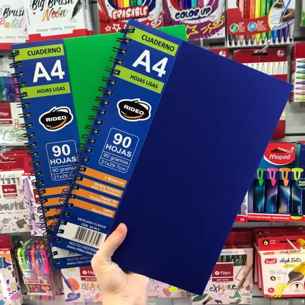 Cuaderno A4 Rideo x 90 hojas Liso
