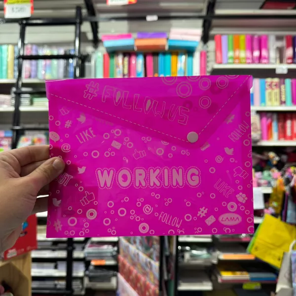 Sobre con botón A5 Lama Fucsia