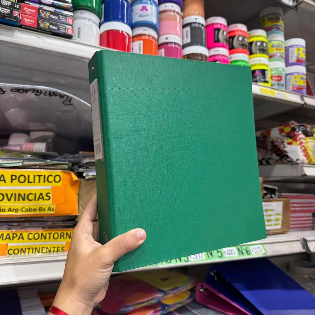 Carpeta Nro 3 The Pel verde oscuro