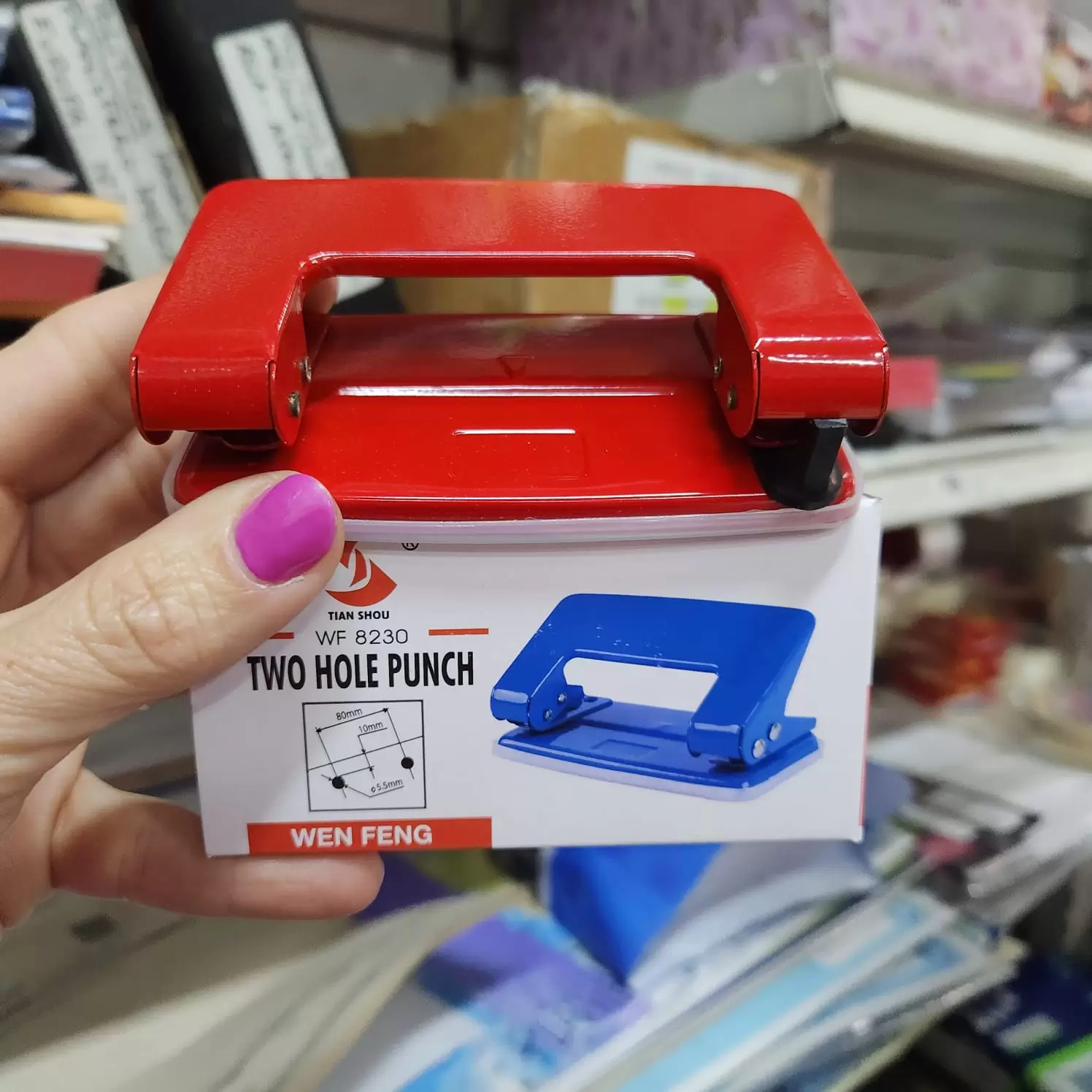 Perforadora two hole
